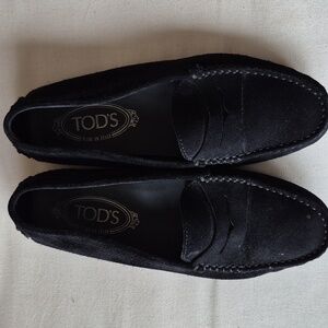 Tod's Black Suede Moccasins